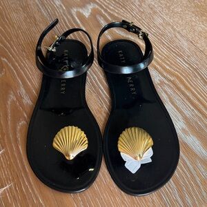 Katy Perry The Geli Black with Gold Sea Shell Accent